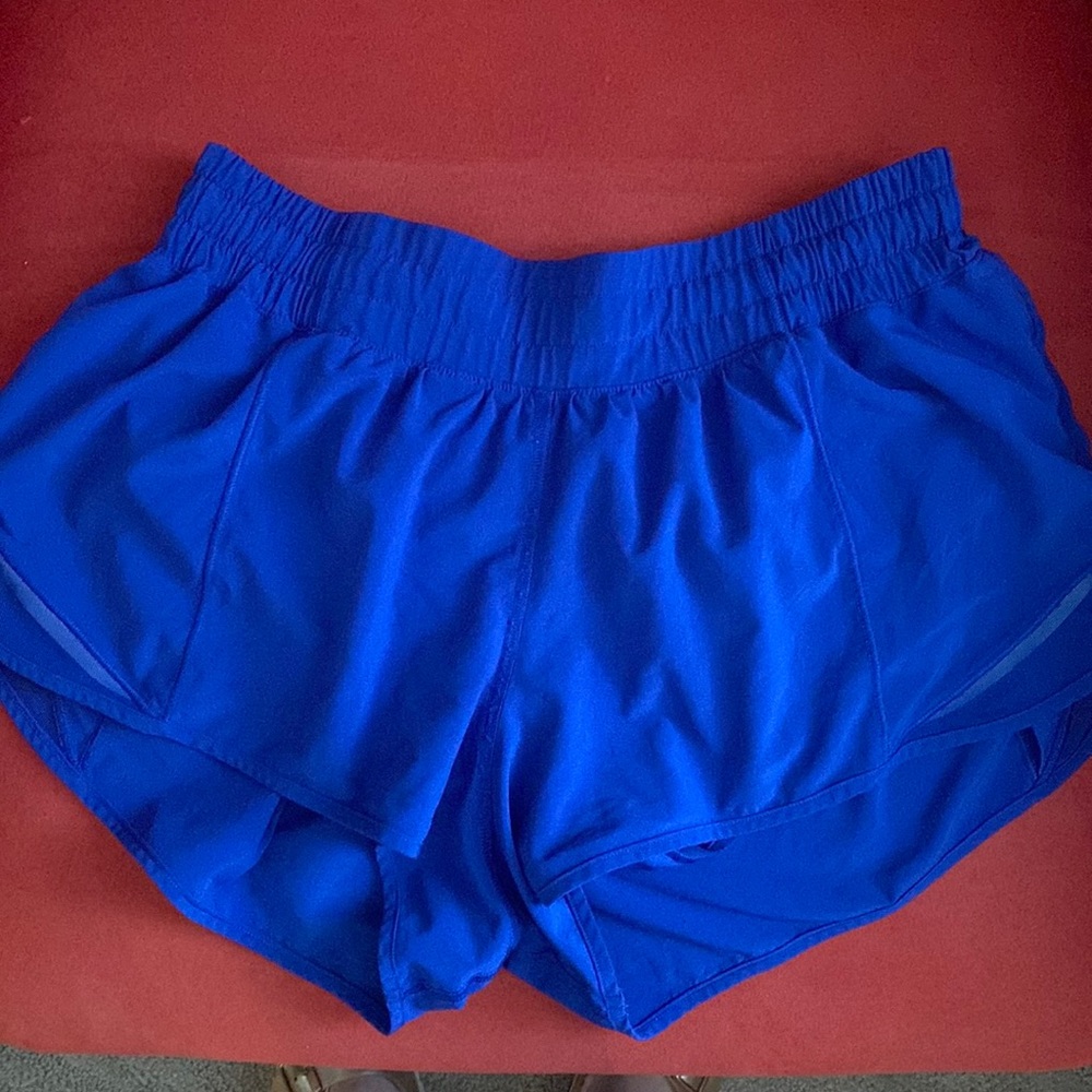 Blue Hotty hot lululemon 2.5 in.